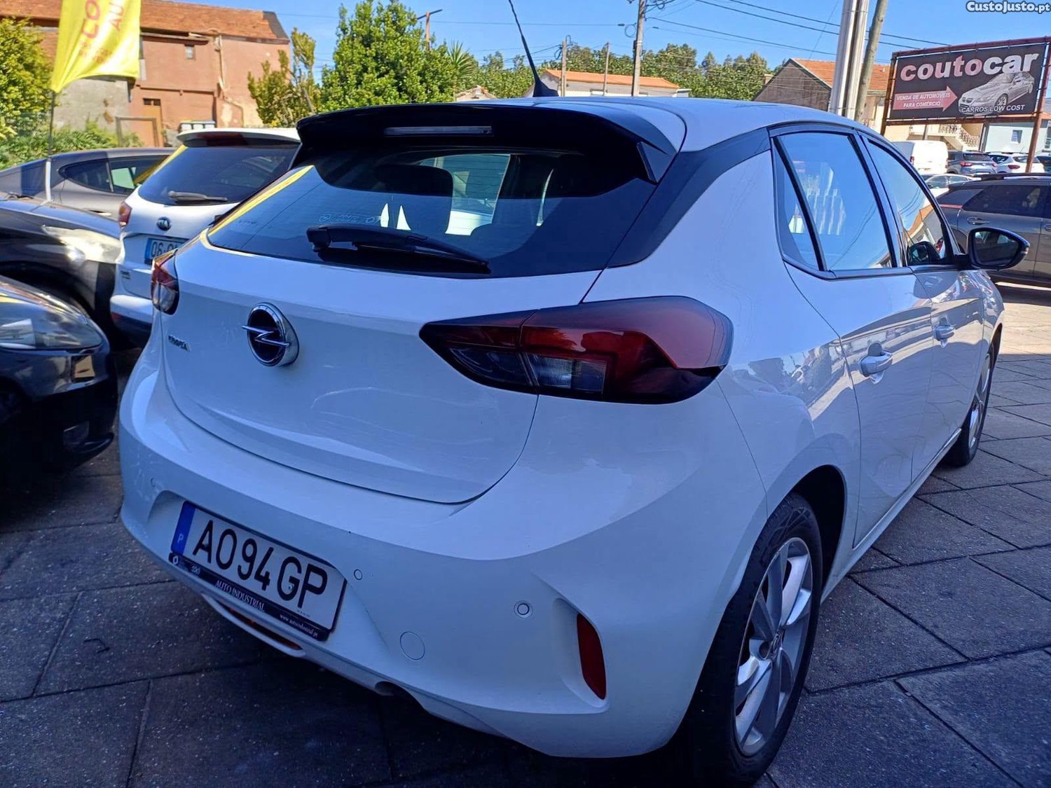 Opel Corsa diesel 5 Lug Nacional — photo 3