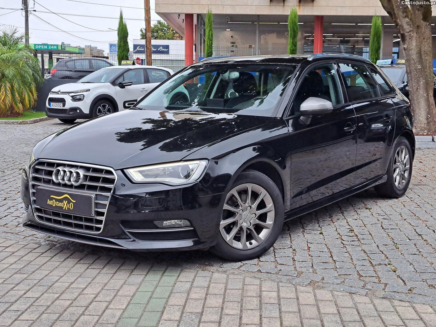 Audi A3 Sportback 1.6 TDI Ultra — fotografia 5