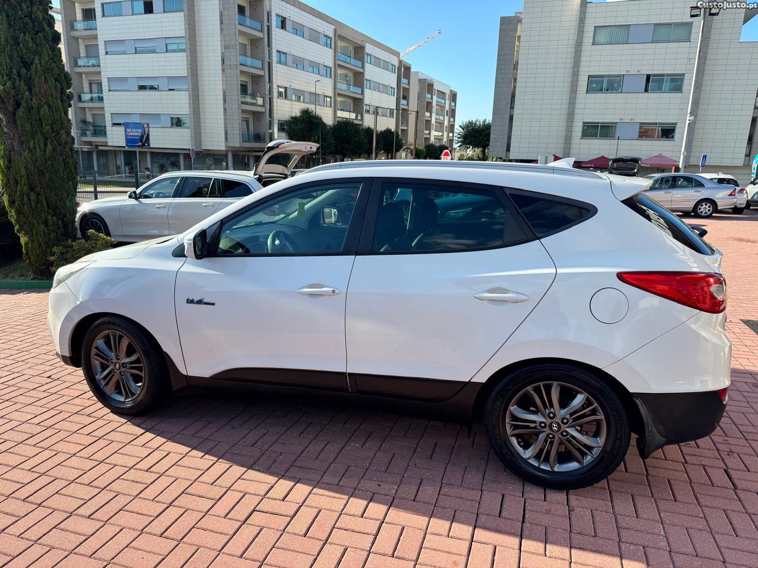 Hyundai ix35 1.7 CRDi VGT Blue Style — fotografia 6