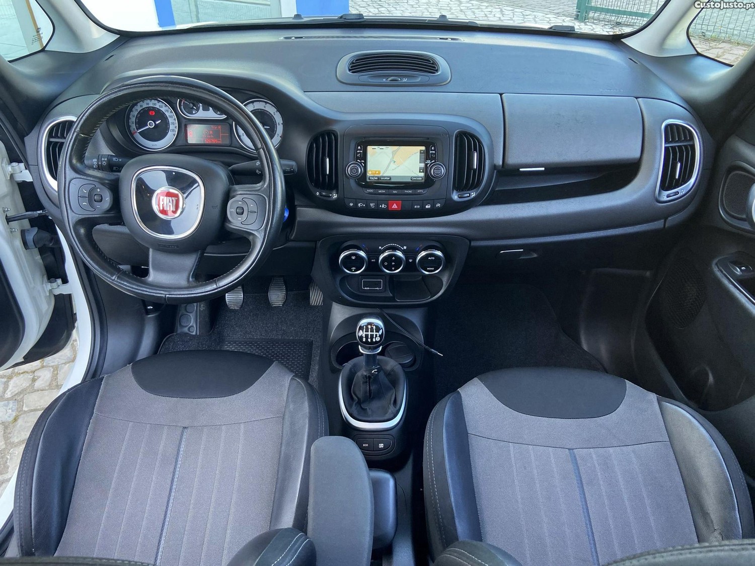 Fiat 500L 0.98V TwinAir7 Lugares (105cv) — fotografia 9