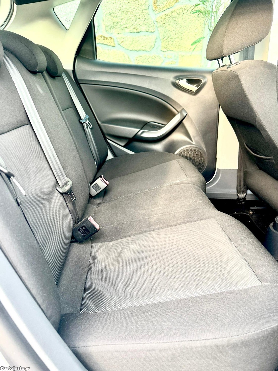 SEAT Ibiza 1.6 TDi 25 Anos — fotografia 10