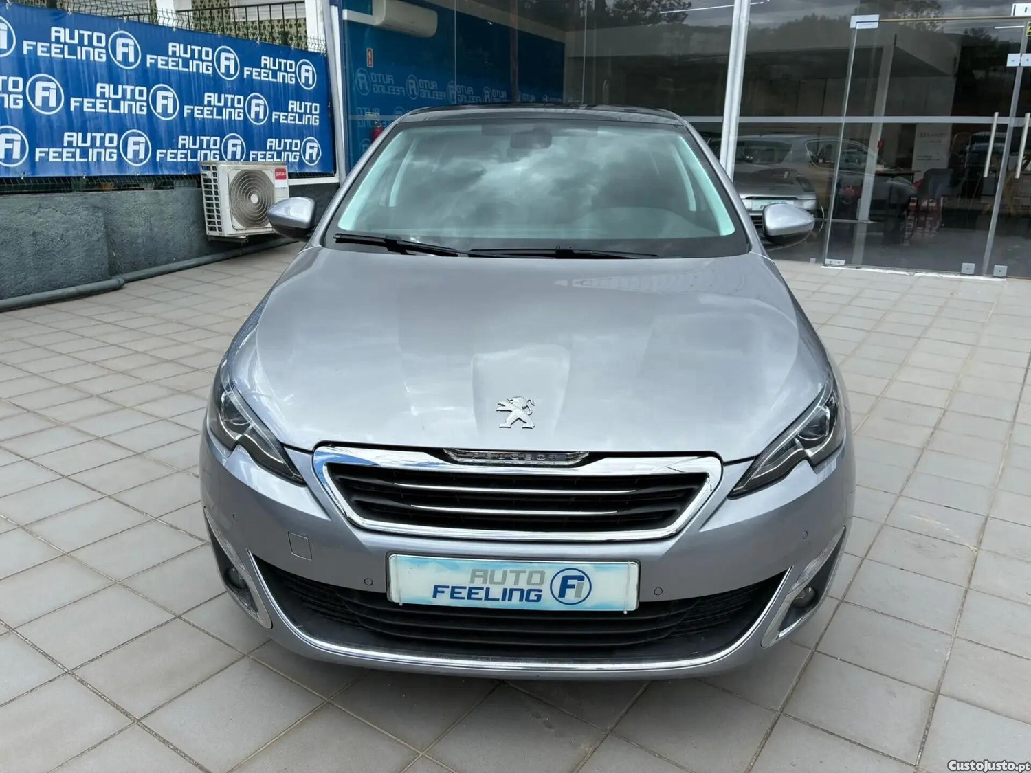 Peugeot 308 1.6 BlueHDi Allure J17 — fotografia 26