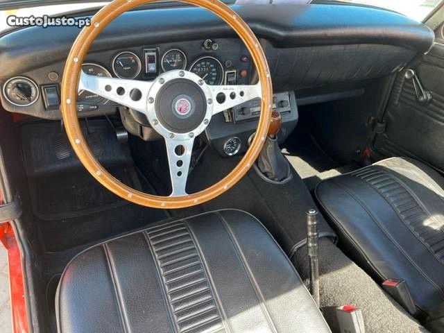 MG Midget Cabrio — fotografia 2
