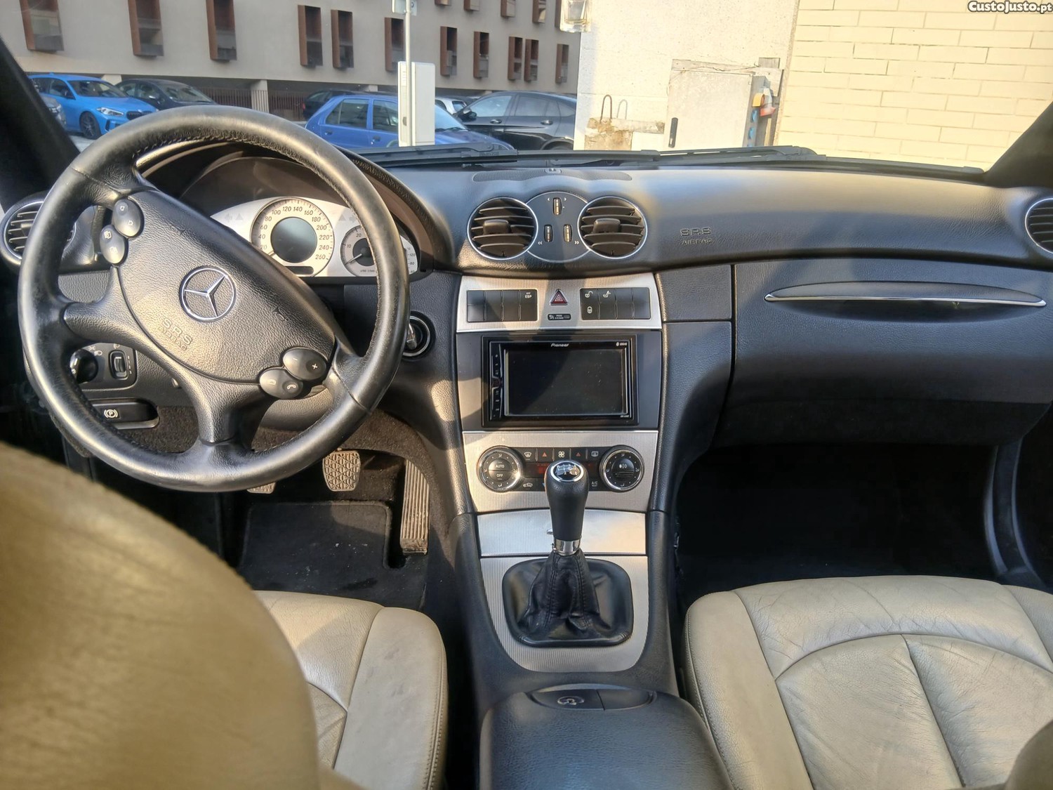 Mercedes-Benz Classe CLK Avantgard — fotografia 4