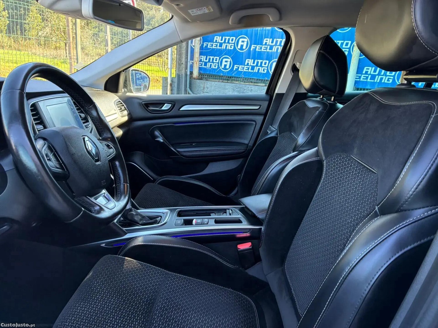 Renault Mégane IV SPORT TOURER 1.5 DCI INTENSE — fotografia 7