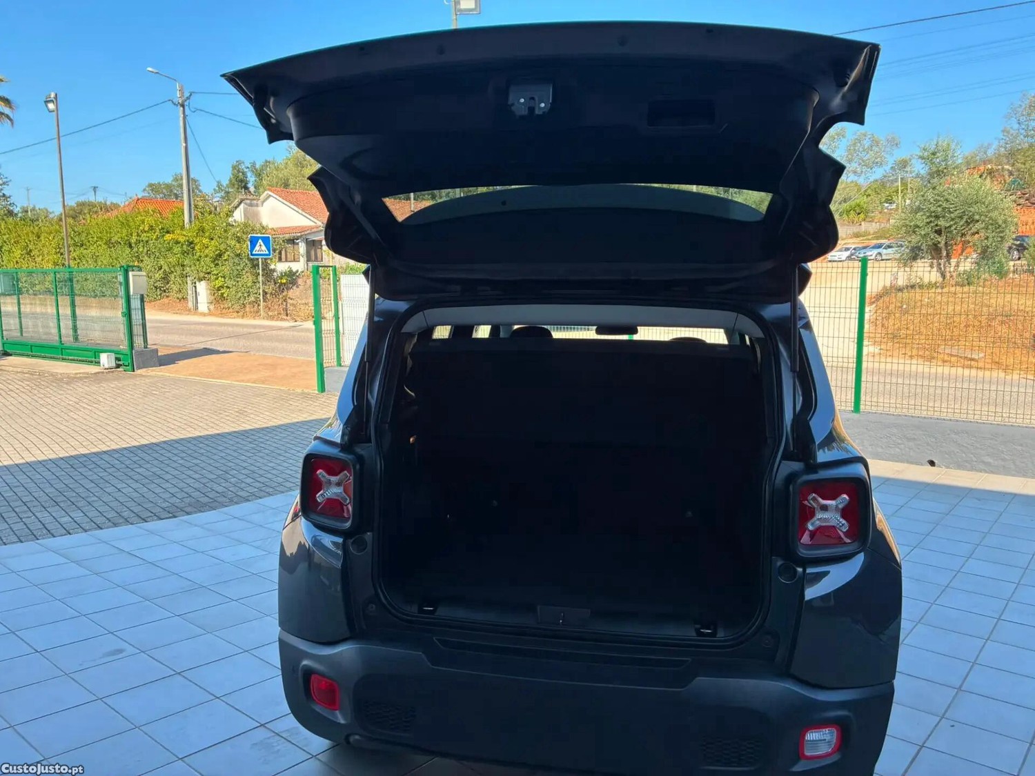 Jeep Renegade 1.0 T Longitude — fotografia 2
