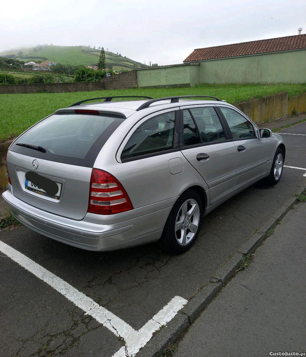 Mercedes-Benz C 220 Classic — fotografia 9