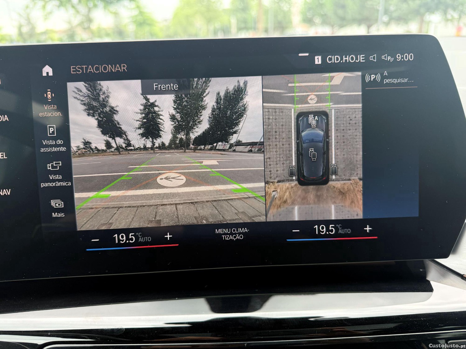 BMW 218 Active Tourer d Pack Desportivo M Auto — fotografia 5
