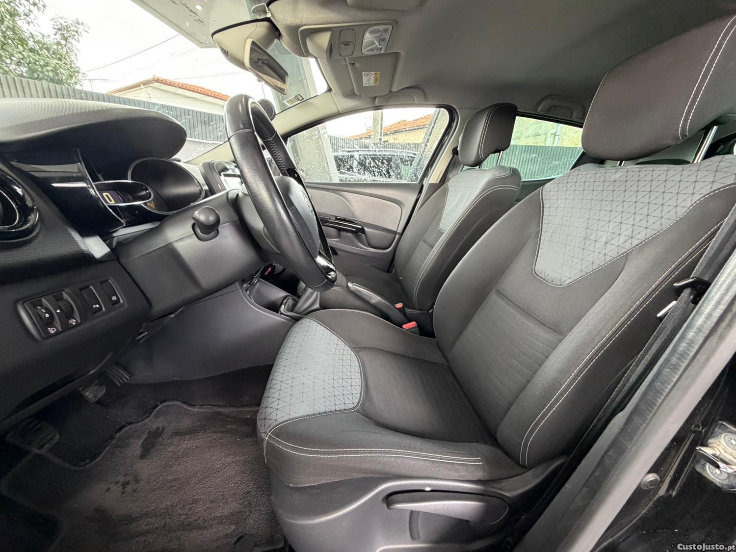 Renault Clio 0.9 TCE Dynamique S — fotografia 7