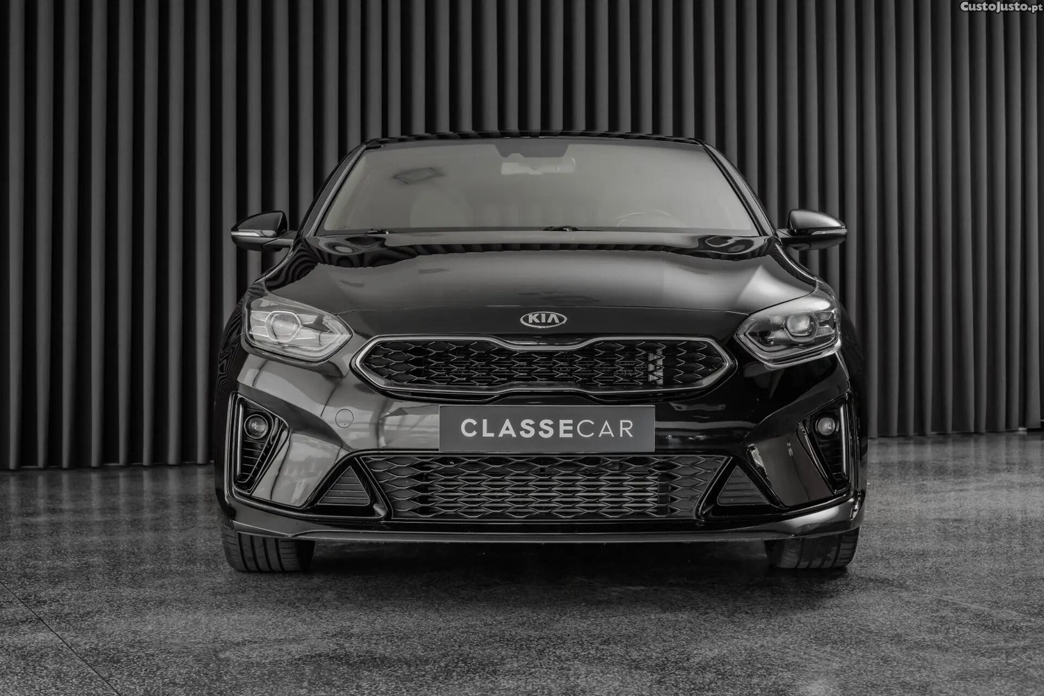 Kia ProCeed 1.6 CRDi GT Line 7DCT — fotografia 19