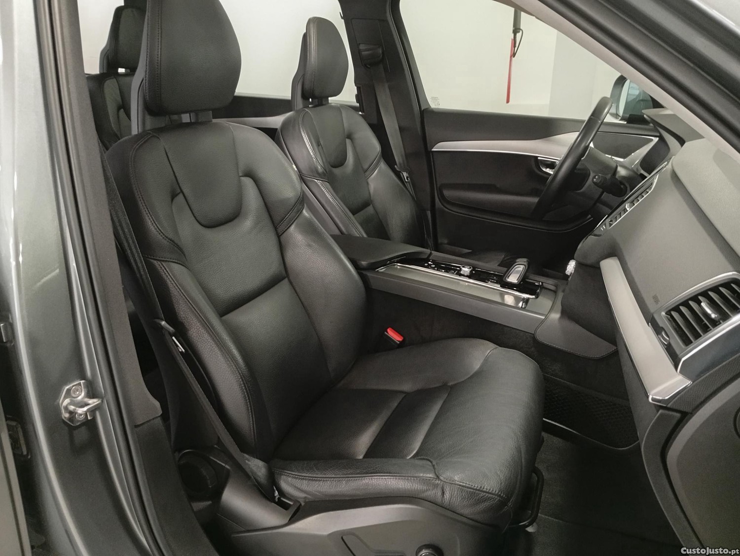 Volvo XC 90 2.0 T8 PHEV Inscription AWD — fotografia 6
