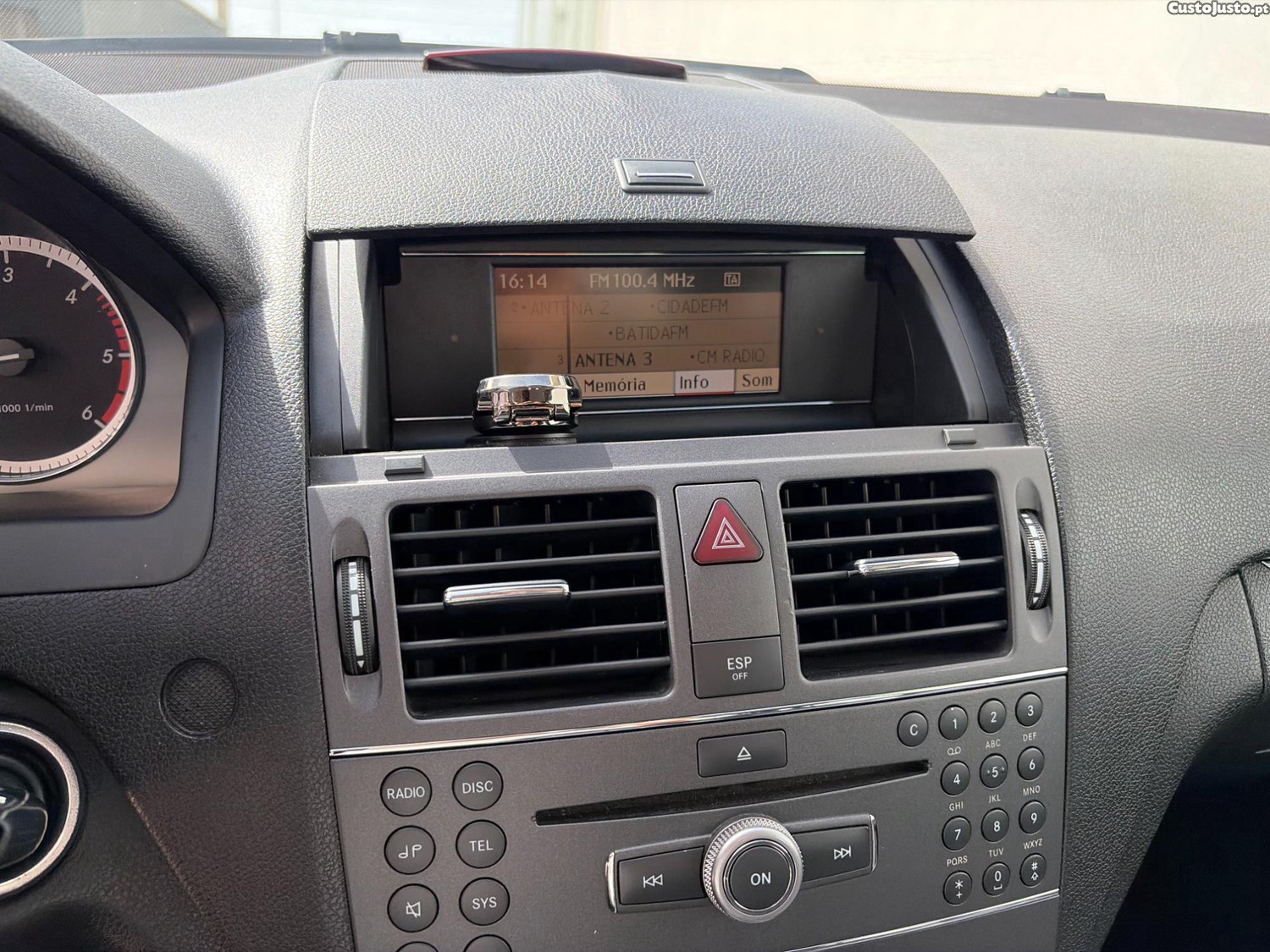 Mercedes-Benz C 200 CDI BLUEEFFECIENCY AVANTGARDE NACIONAL 136 CV 130,000 KMS — fotografia 9