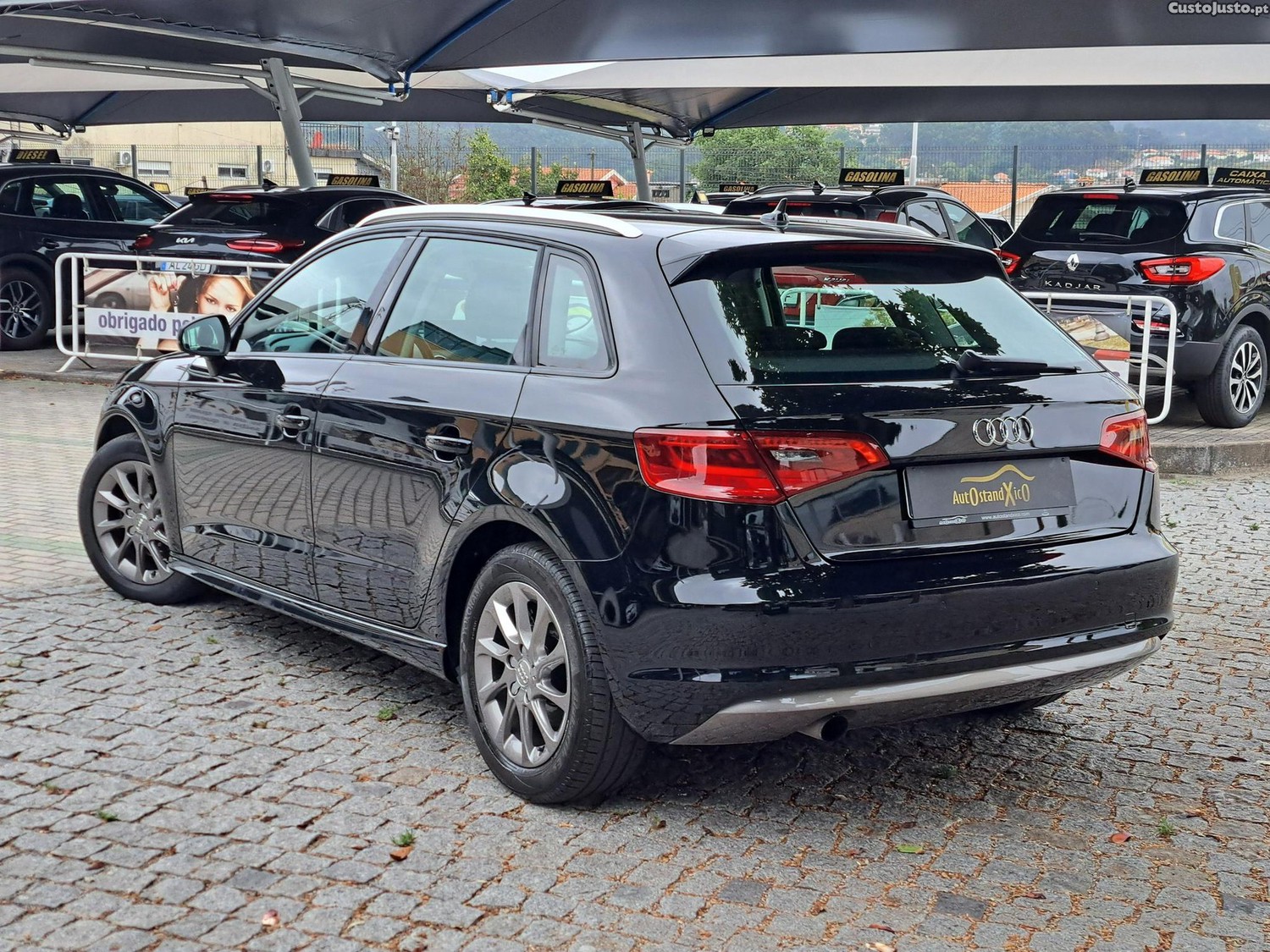Audi A3 Sportback 1.6 TDI Ultra — fotografia 24
