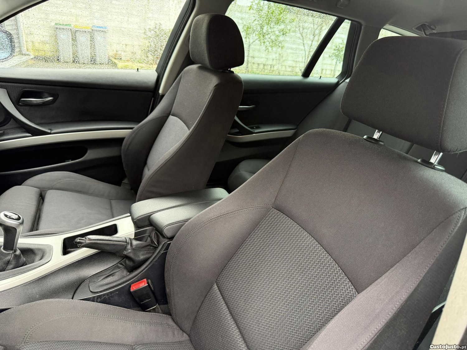 BMW 318 D TOURING C/ EXTRAS PACK M — fotografia 20
