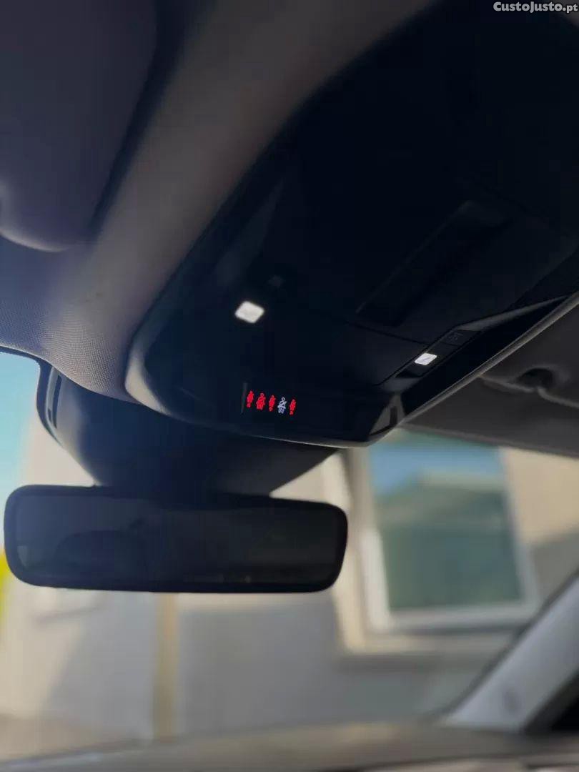 Peugeot 308 1.6 hybrid allure pack e-eat8 — fotografia 6