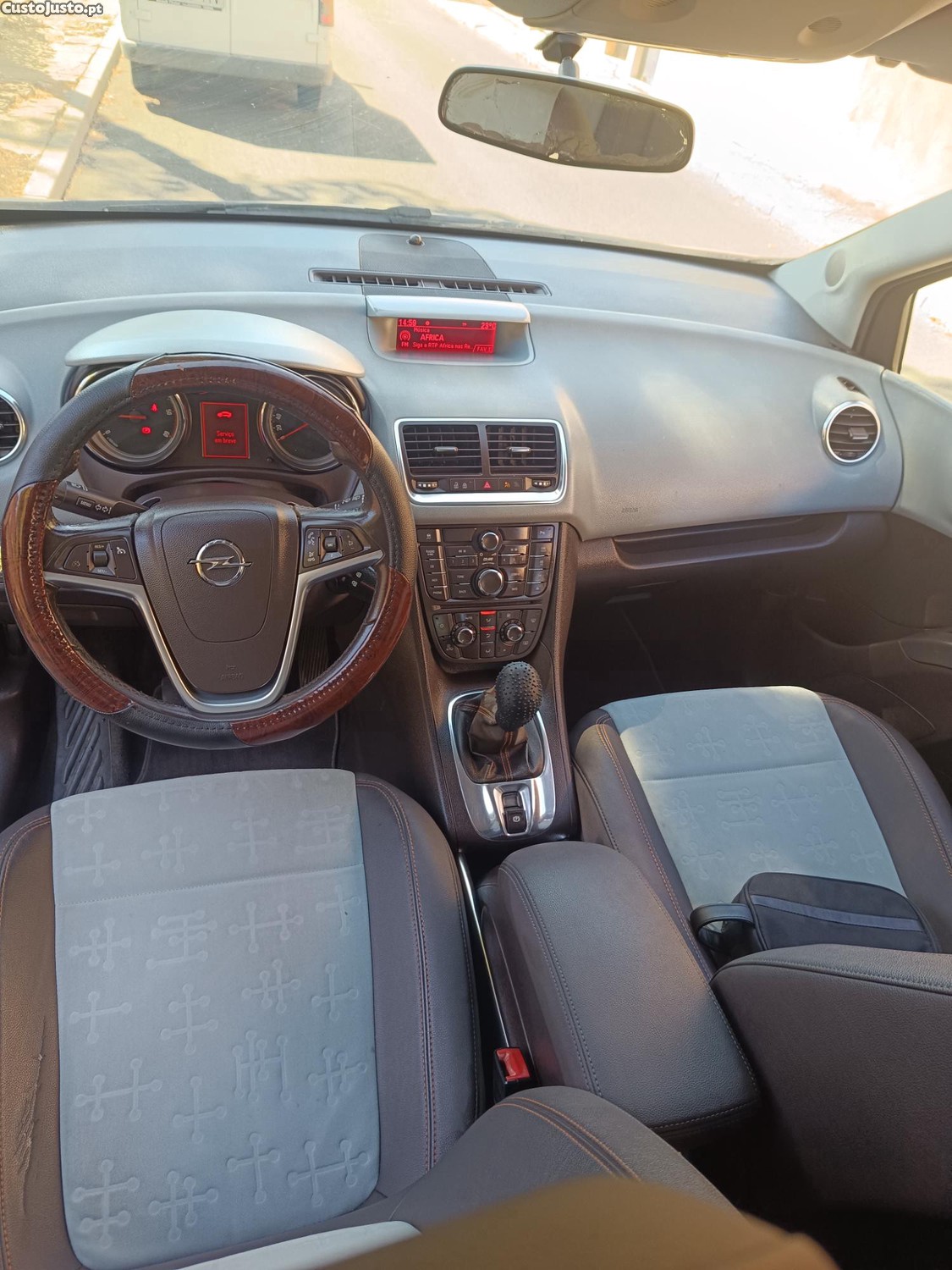 Opel Meriva 1.3cdti — fotografia 3