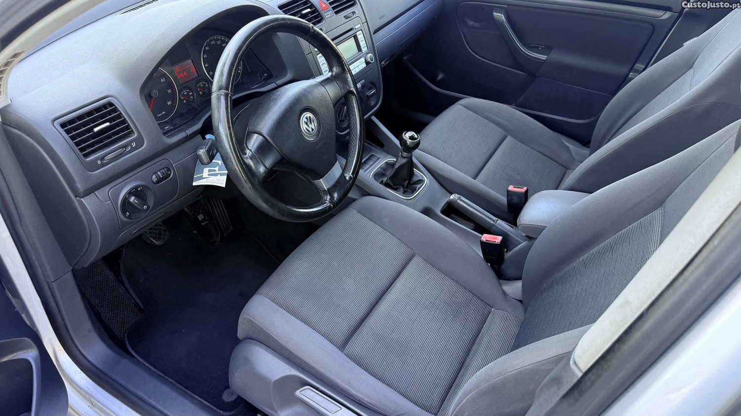 Volkswagen Golf confortline — fotografia 5