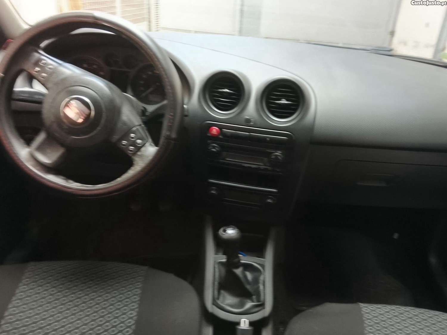 SEAT Ibiza 1.2 gasolina & GPL Muito Bom estado geral — fotografia 7