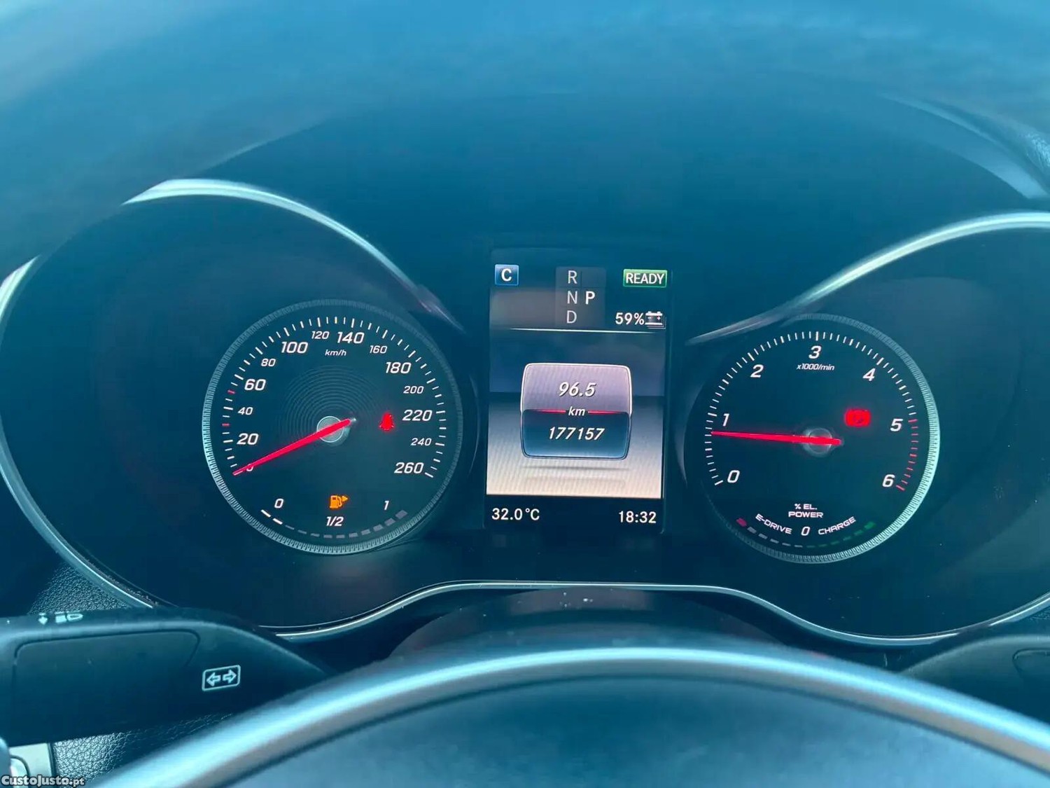 Mercedes-Benz C 300 DeHYBRID BLUE TEC AMG LINE — fotografia 16