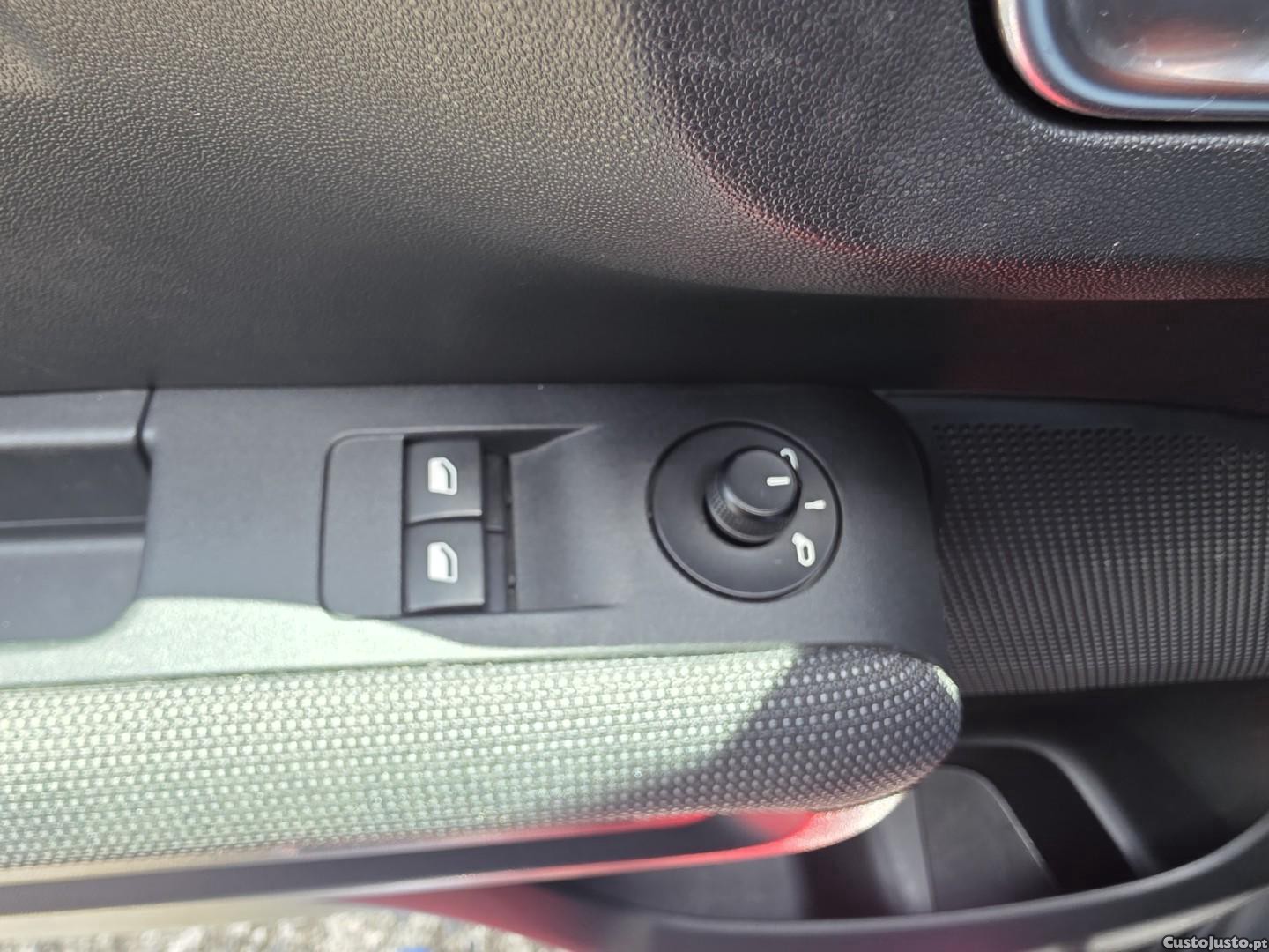 Citroën C3 Aircross 1.2 PureTech Feel — fotografia 3
