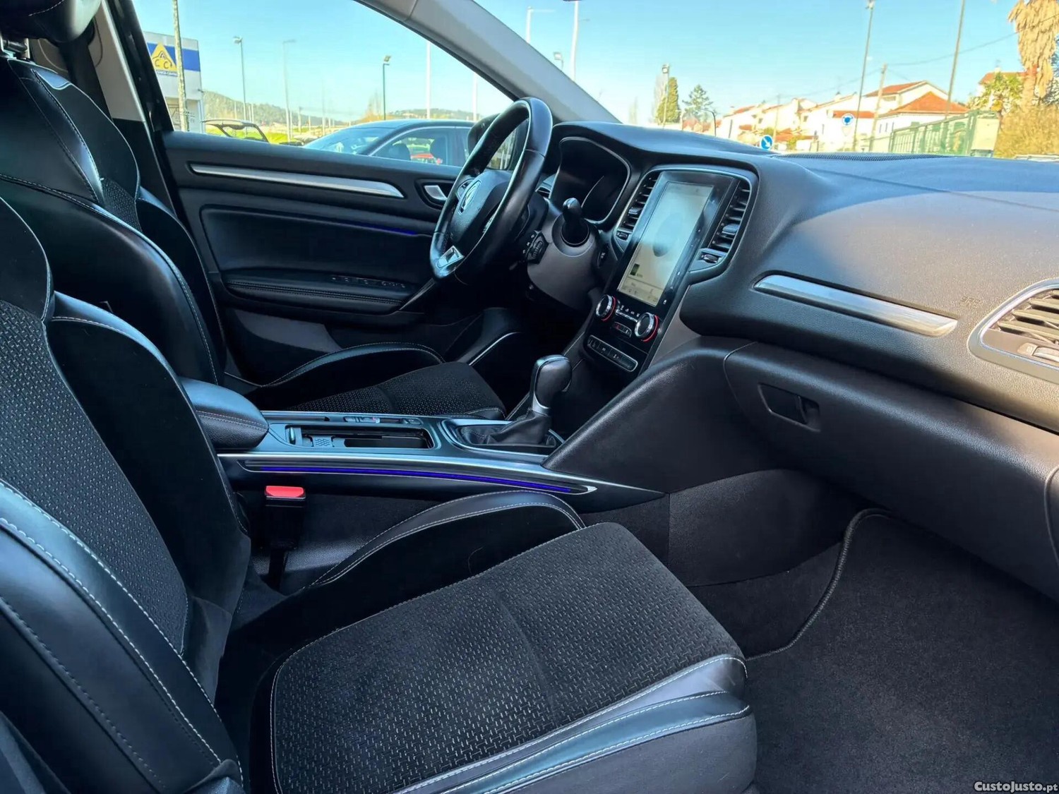 Renault Mégane IV SPORT TOURER 1.5 DCI INTENSE — fotografia 3