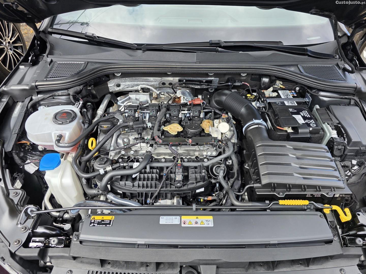 Volkswagen Golf 2.0 TSI R DSG — fotografia 7