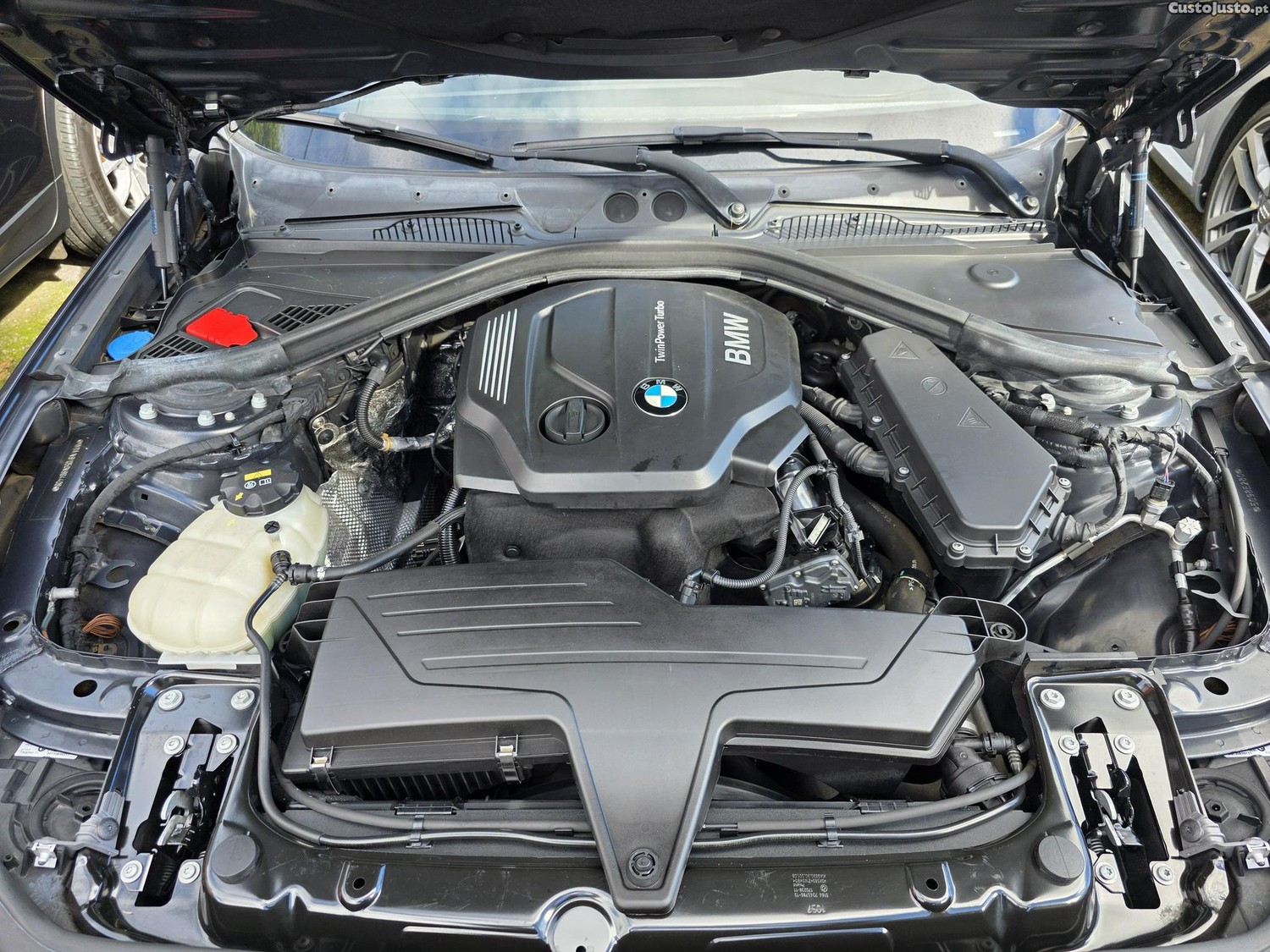 BMW 116 d Line Sport — fotografia 3