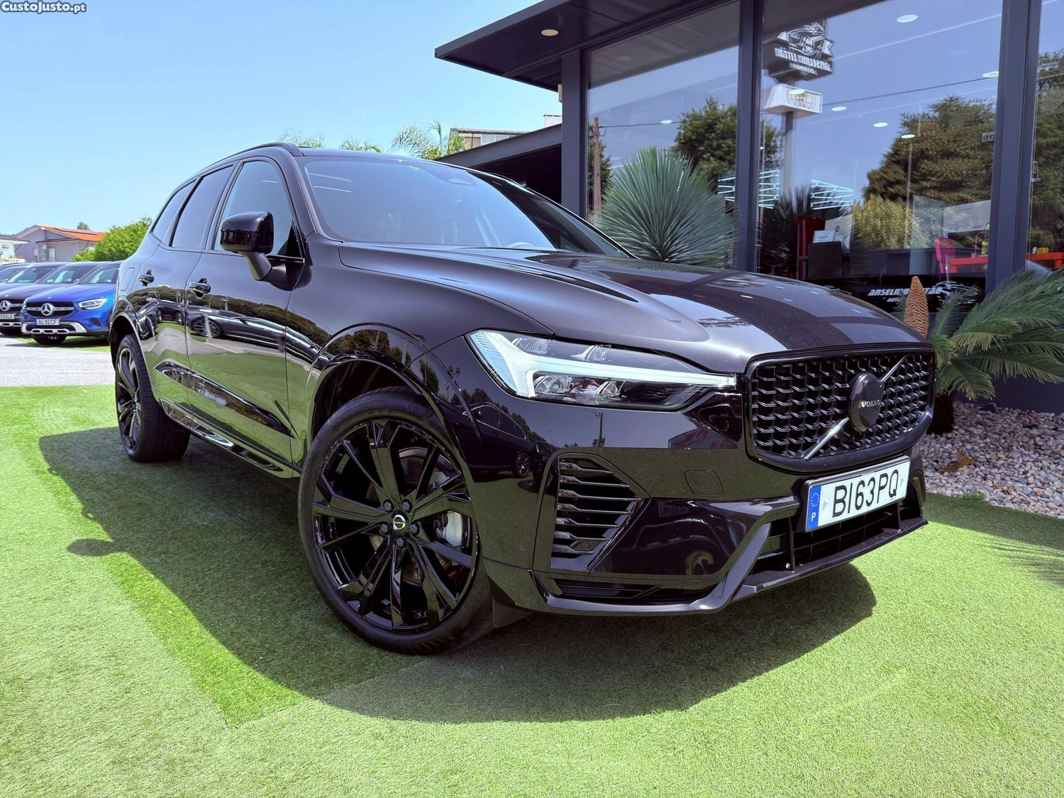 Volvo XC 60 2.0 T6 PHEV Black Edition AWD — fotografia 23