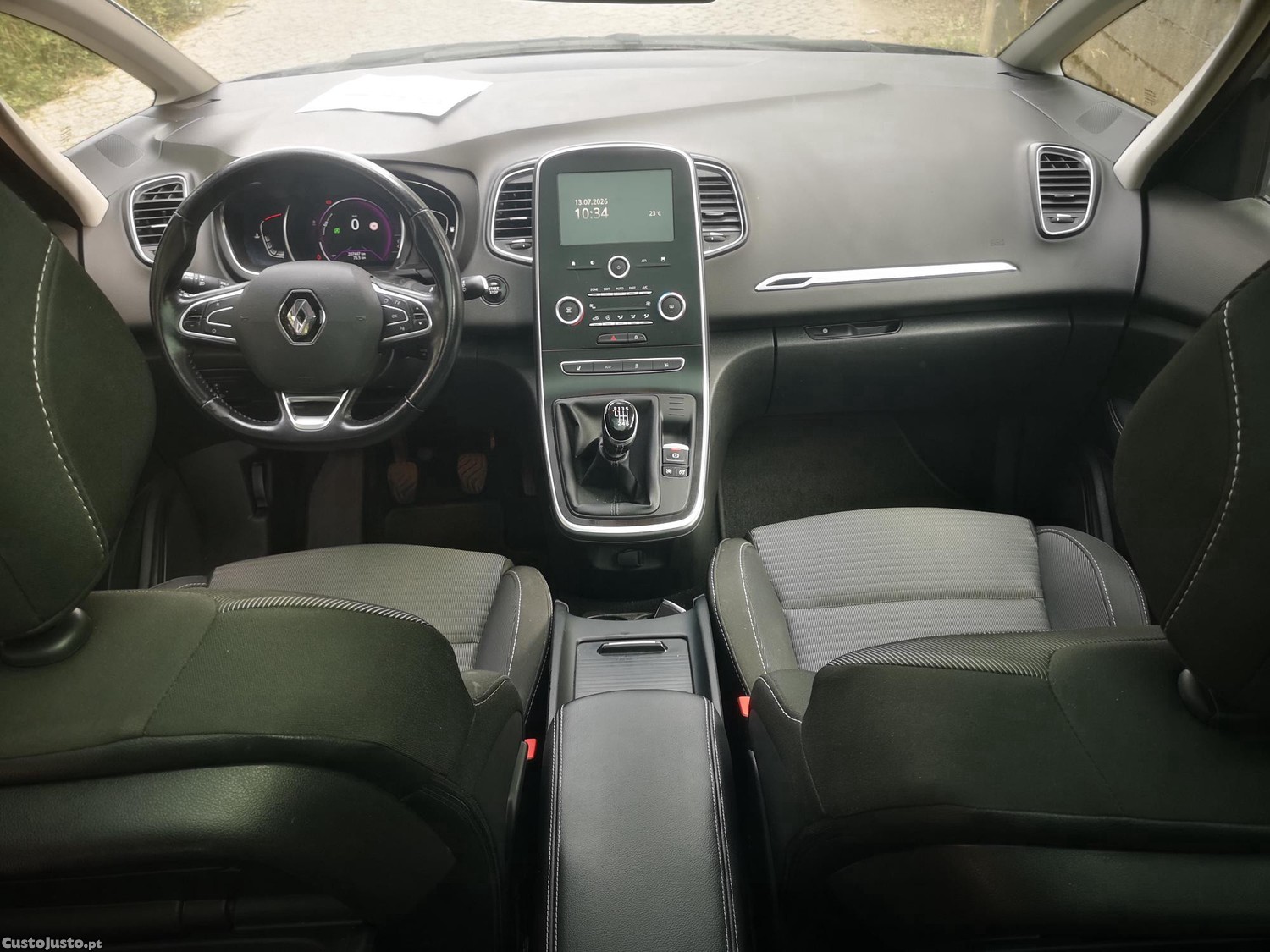 Renault Grand Scénic 1.6 DCI 130cv Intens - 7 lugares - Teto Panorâmico - C/ Garantia — fotografia 19