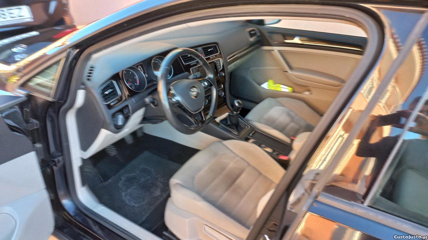 Volkswagen Golf 1.6 tdi highline — fotografia 6