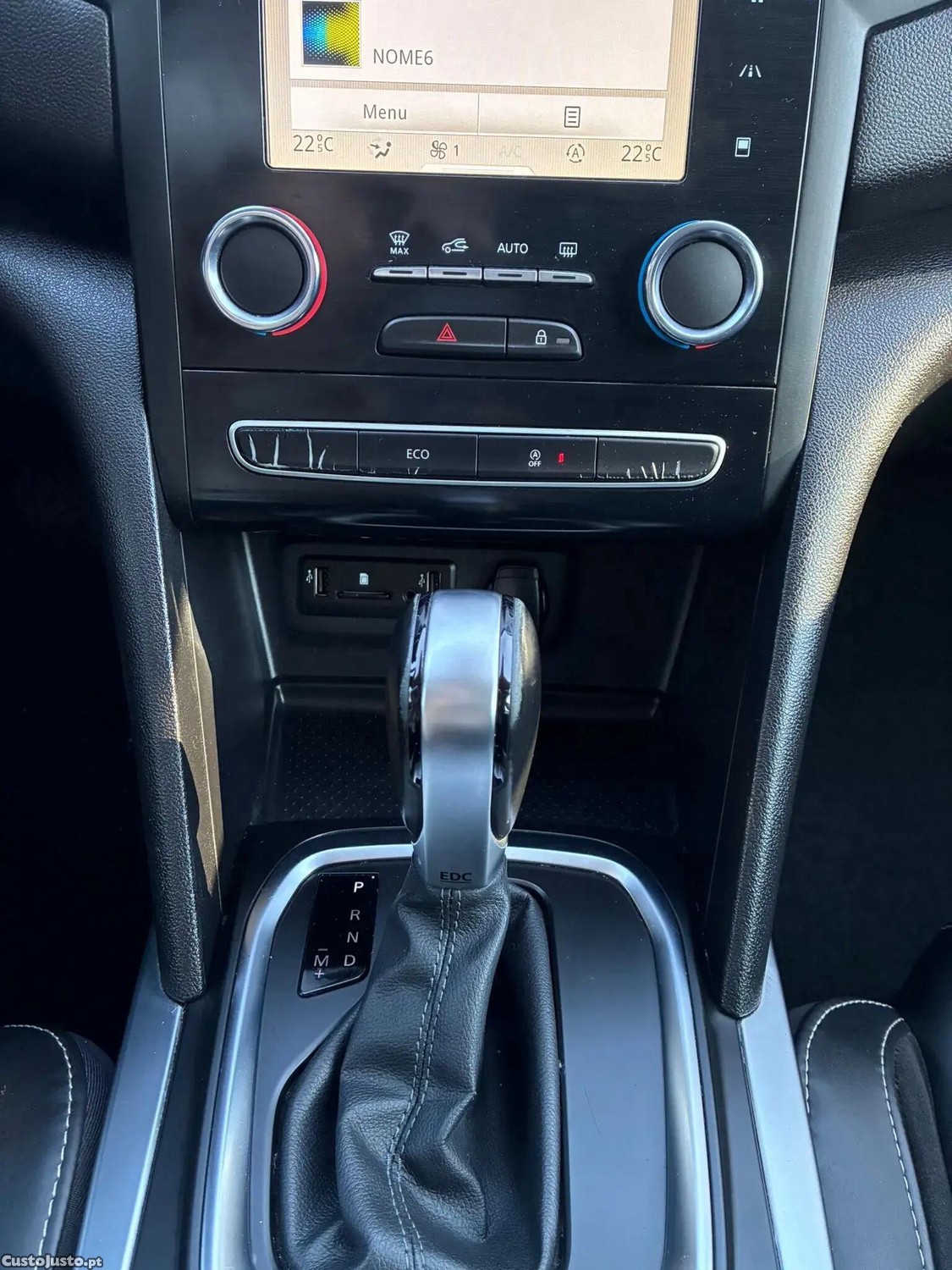 Renault Mégane IV SPORT TOURER 1.5 DCI INTENSE — fotografia 9