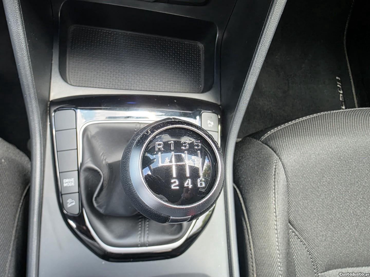 Hyundai Tucson 1.6 T-GDi 48V Premium — fotografia 14
