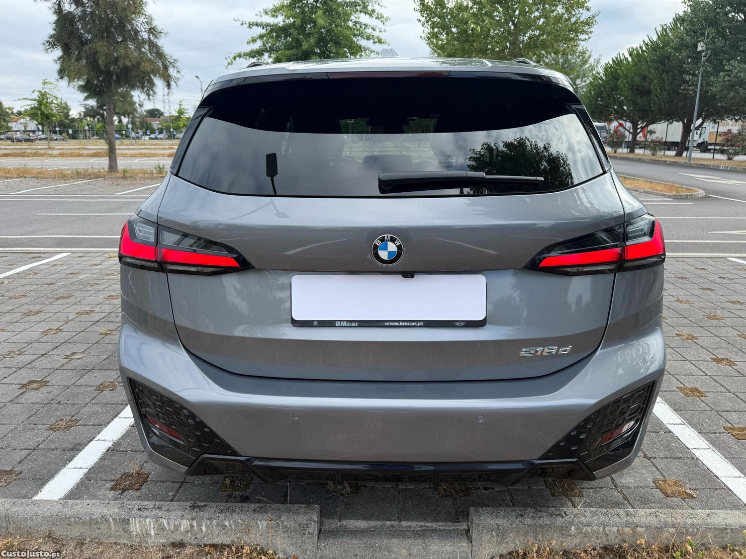 BMW 218 Active Tourer d Pack Desportivo M Auto — fotografia 15