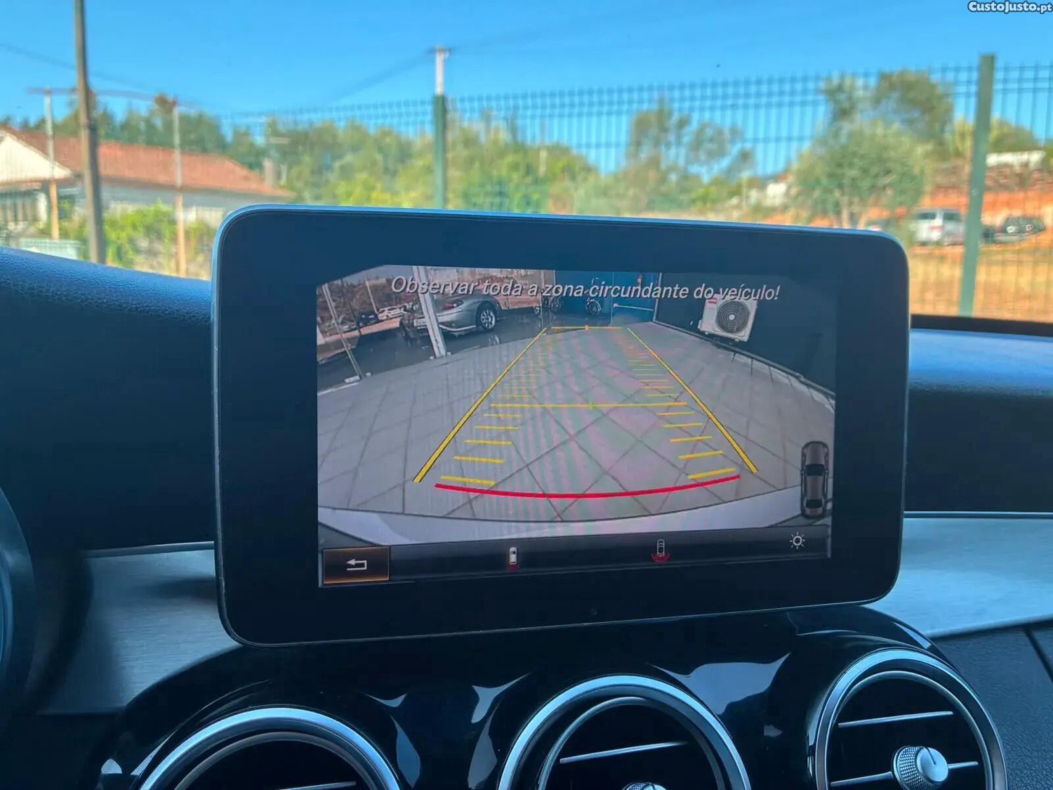 Mercedes-Benz C 300 DeHYBRID BLUE TEC AMG LINE — fotografia 6
