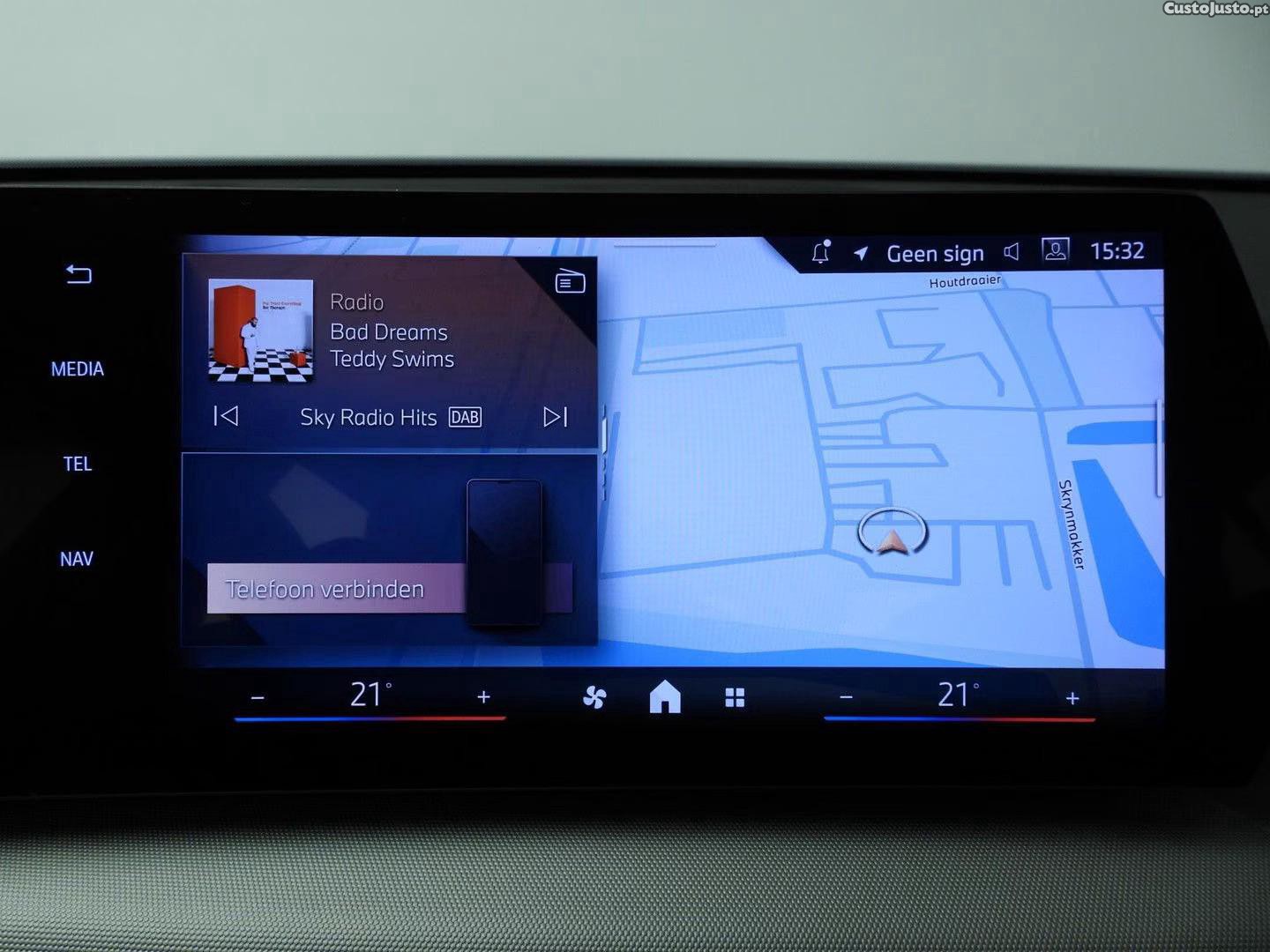 BMW iX2 eDrive20 — fotografia 9