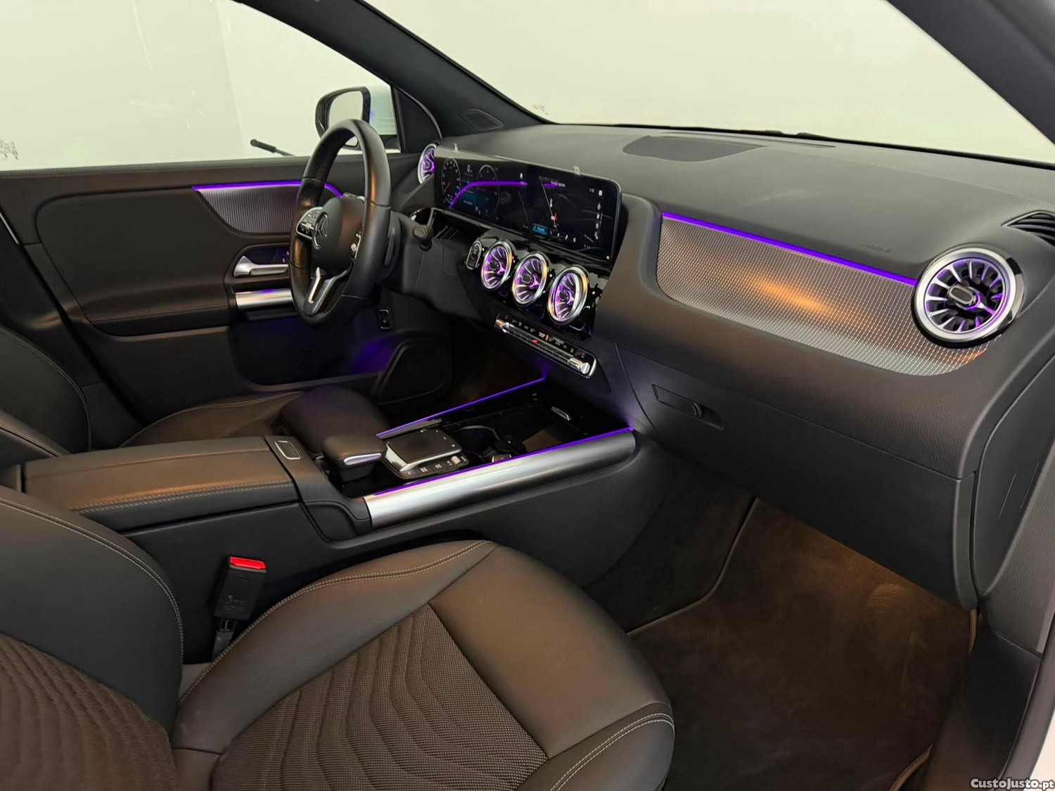 Mercedes-Benz EQA Progressive — fotografia 13