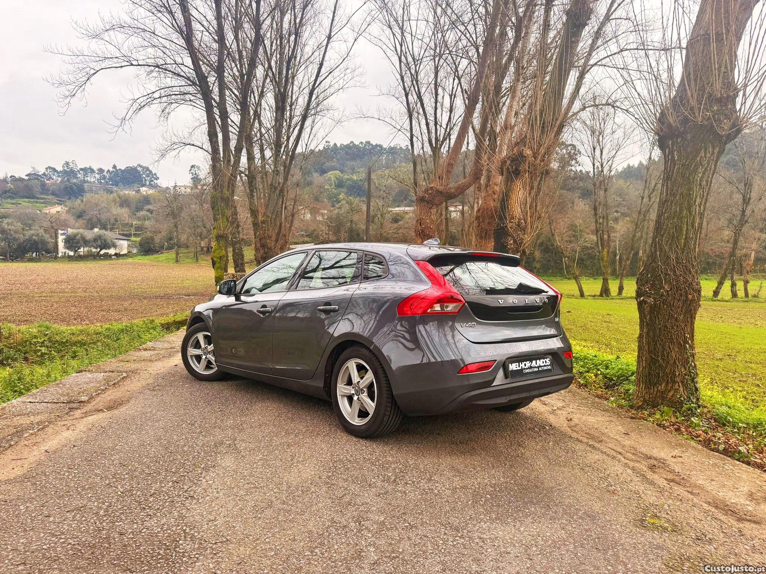 Volvo V40 1.6 D2 Momentum — fotografia 13