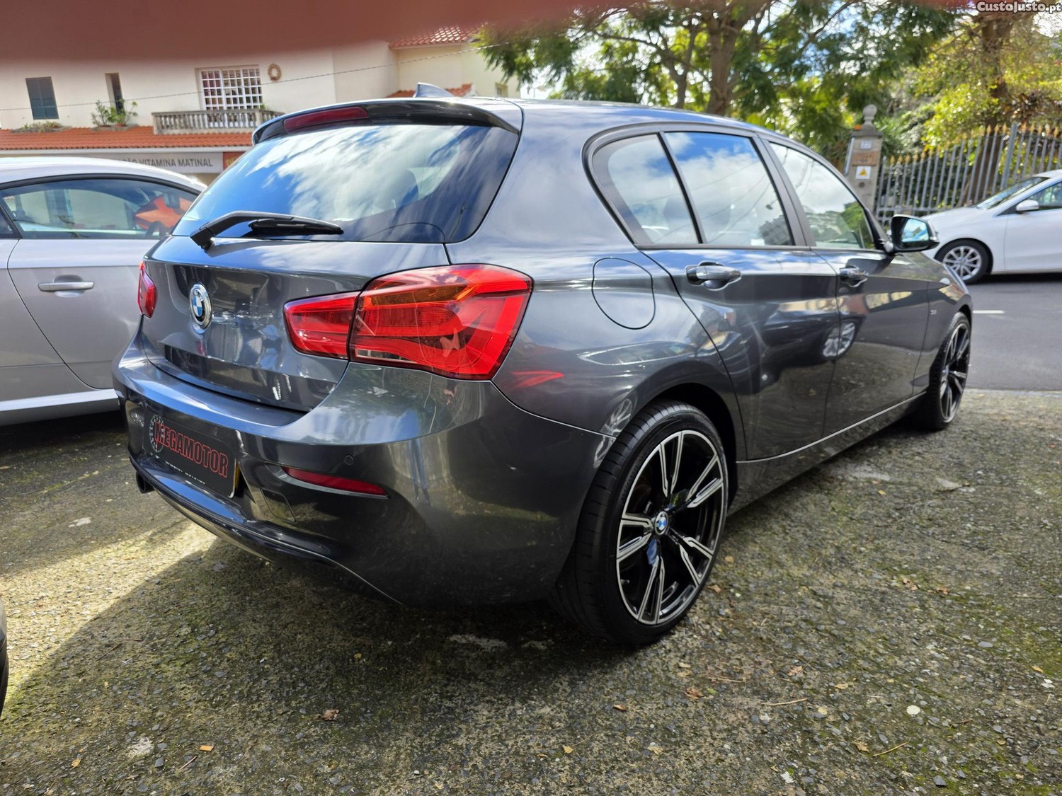 BMW 116 d Line Sport — fotografia 30
