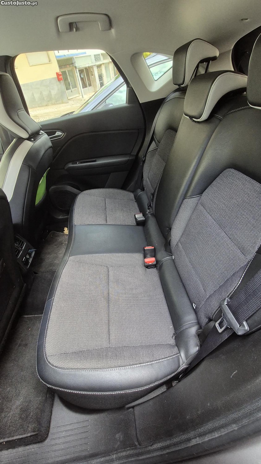 Renault Captur 1.5 dCi Exclusive — fotografia 9