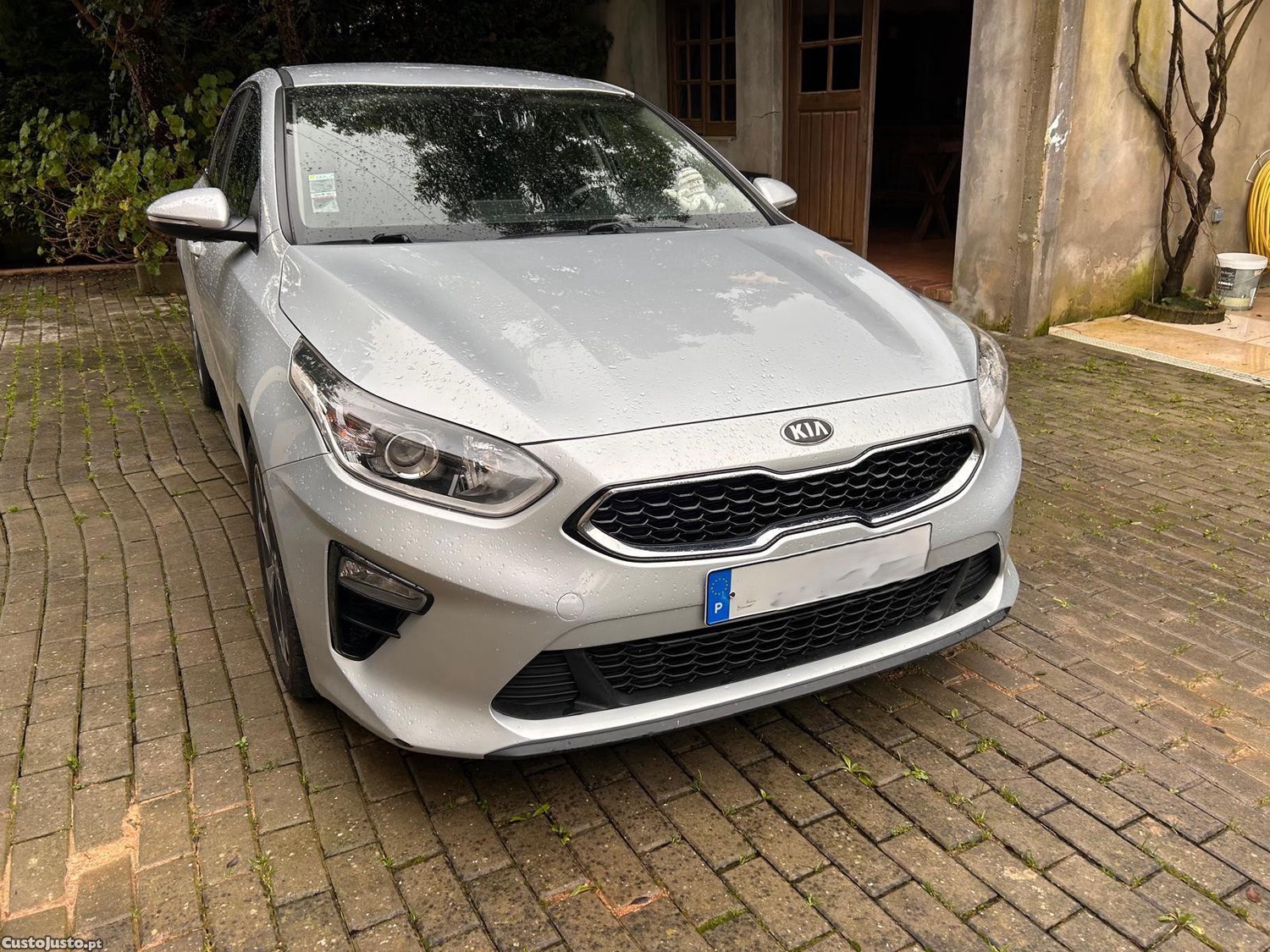 Kia Ceed 1.0 T-GDI — fotografia 2