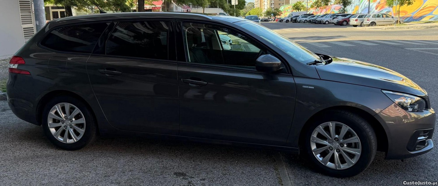 Peugeot 308 SW 1.2 THP - Style - Teto Panoramico — fotografia 11