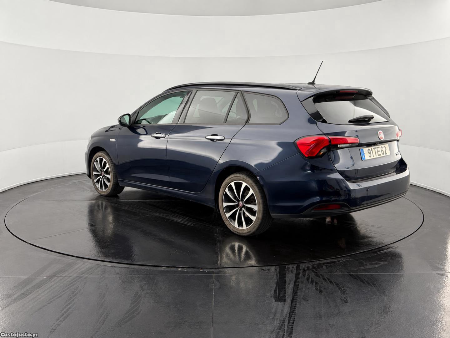 Fiat Tipo SW 1.6 MJET — fotografia 12