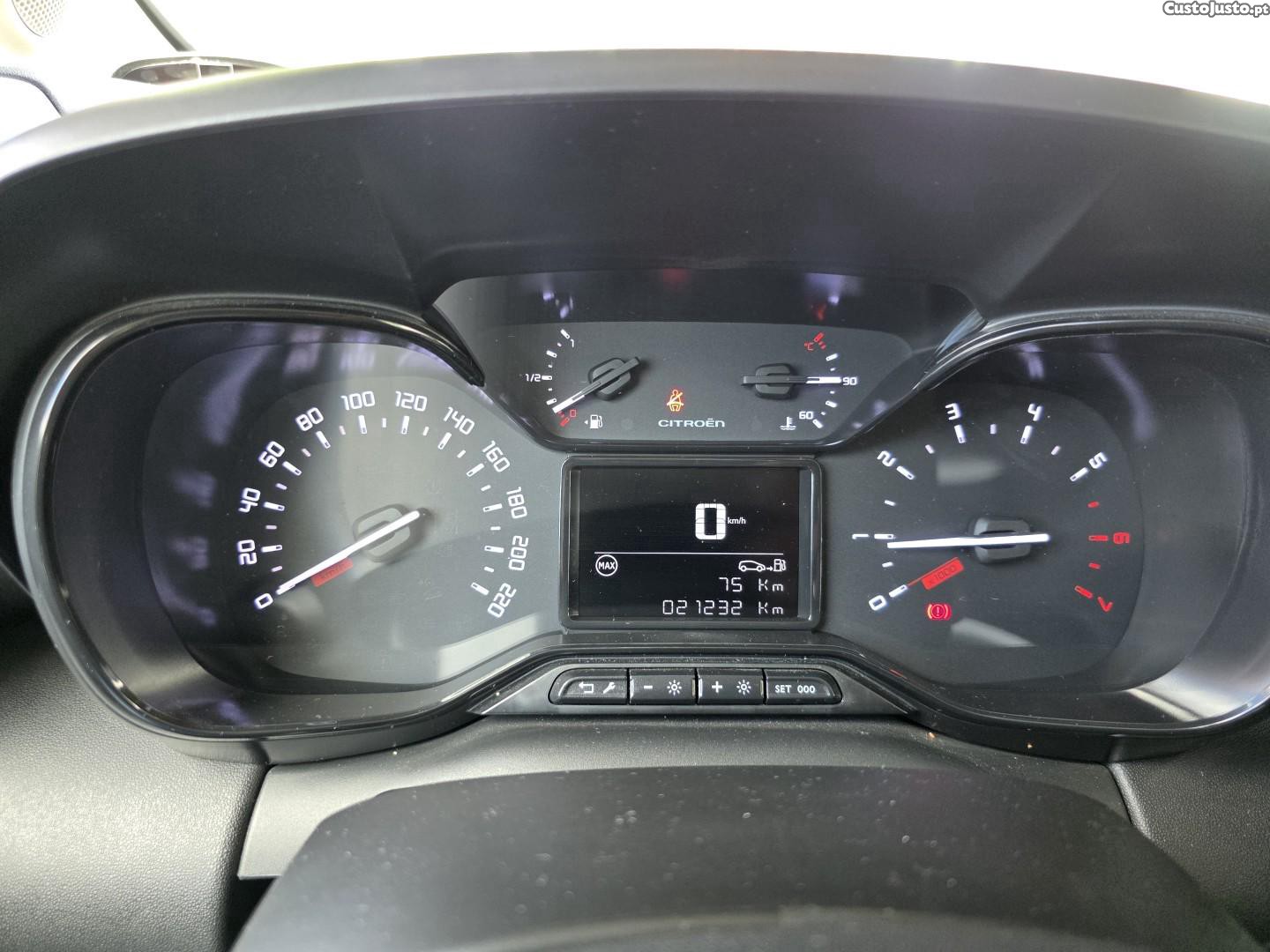 Citroën C3 Aircross 1.2 PureTech Feel — fotografia 20