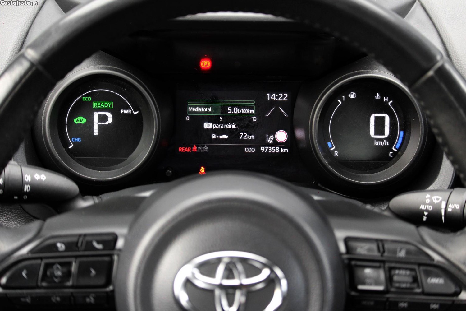 Toyota Yaris 1.5 HDF Comfort — fotografia 5
