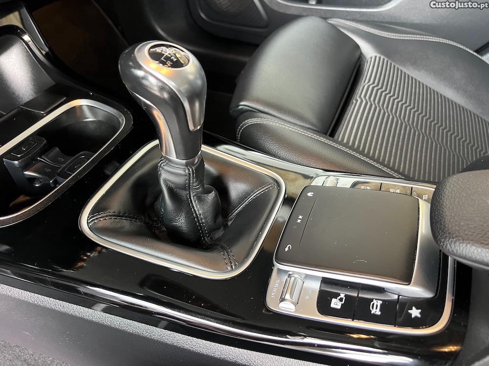 Mercedes-Benz A 200 BlueEFFICIENCY Progressive — fotografia 3