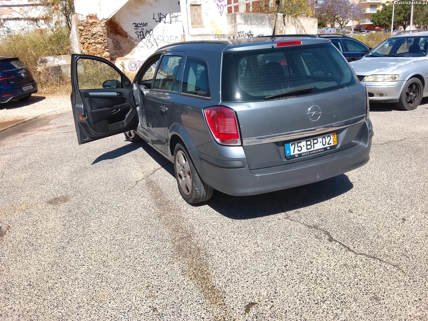 Opel Astra Station Wagon 1.4 Gasolina-Mecanica Impecável — fotografia 3