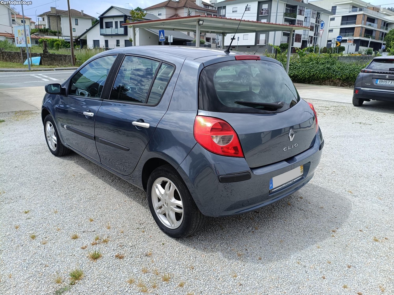 Renault Clio III 1.2 16V 75cv 5p — fotografia 12