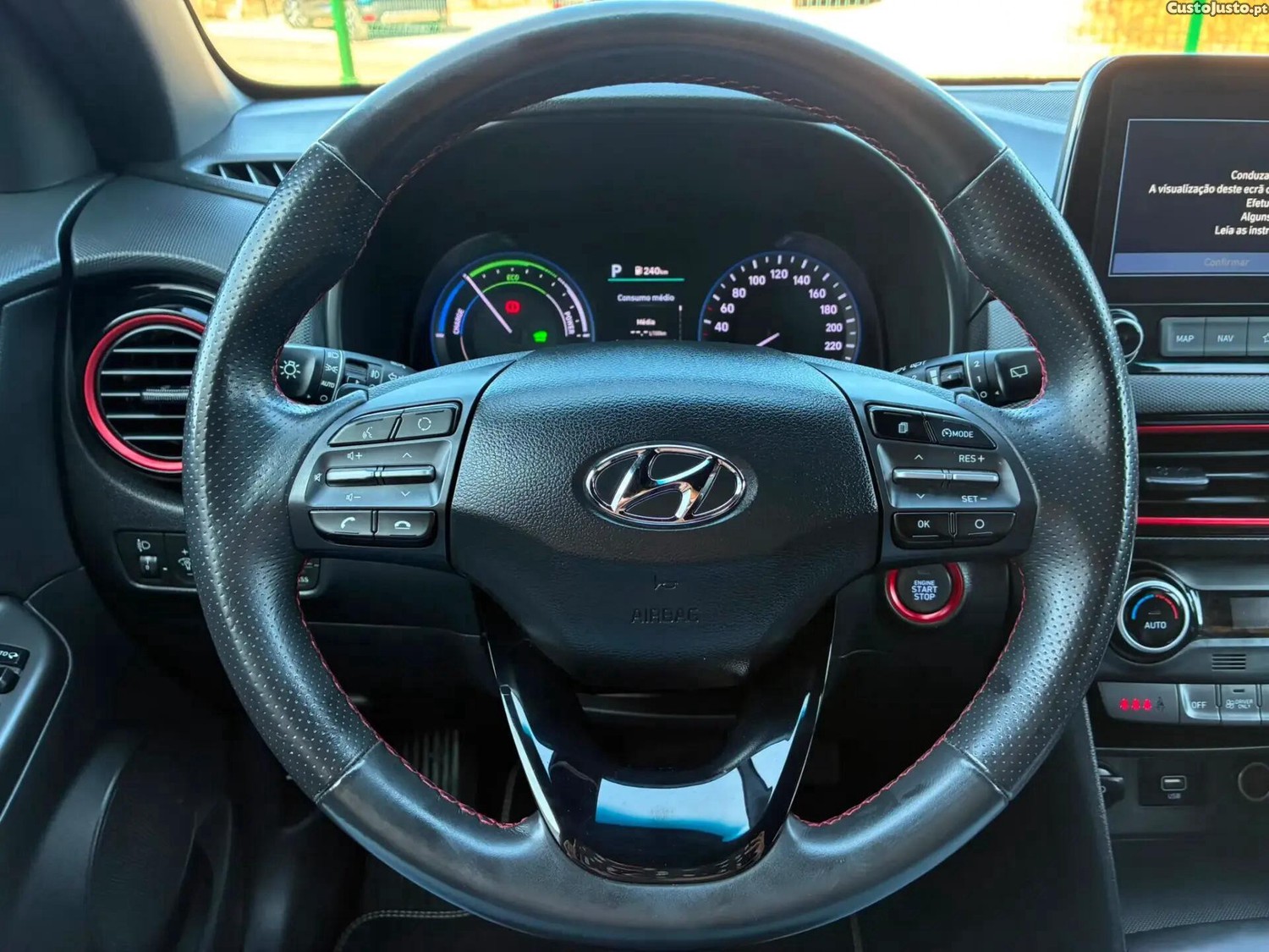 Hyundai Kauai 1.6 GDi HEV Premium — fotografia 17