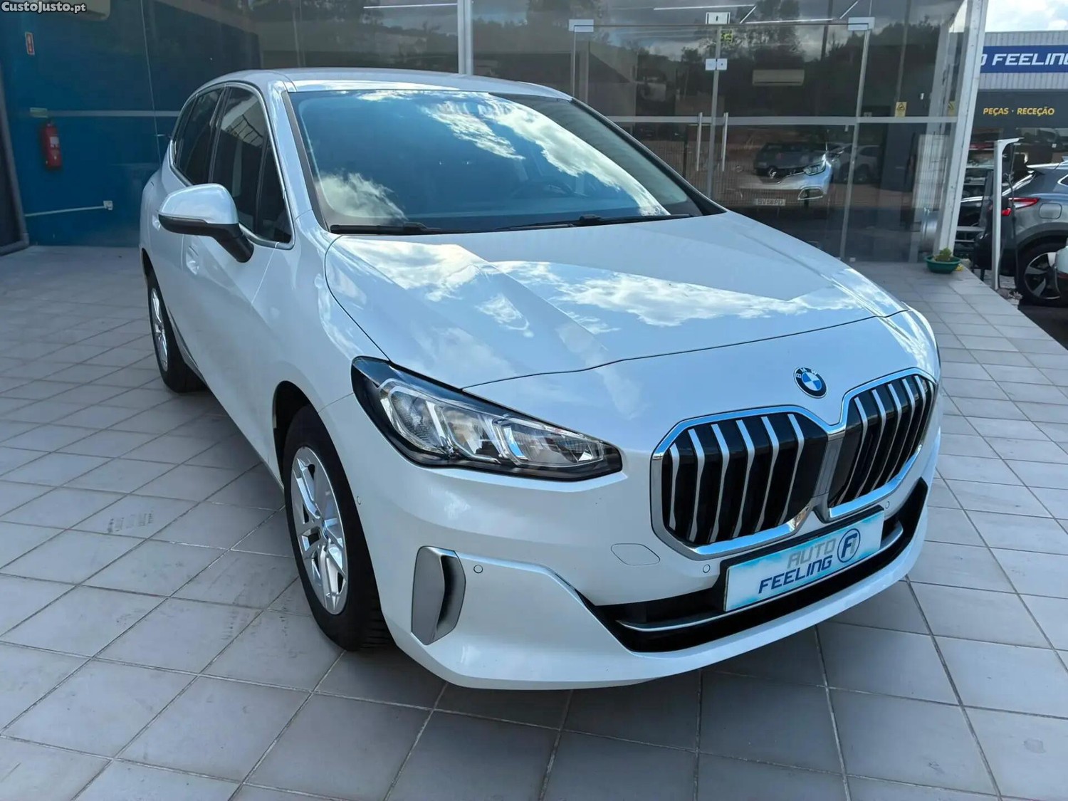 BMW 218 Active Tourer i Line Luxury Auto — fotografia 28