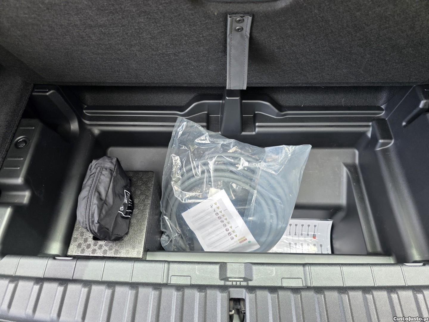 BMW iX xDrive 40 — fotografia 44